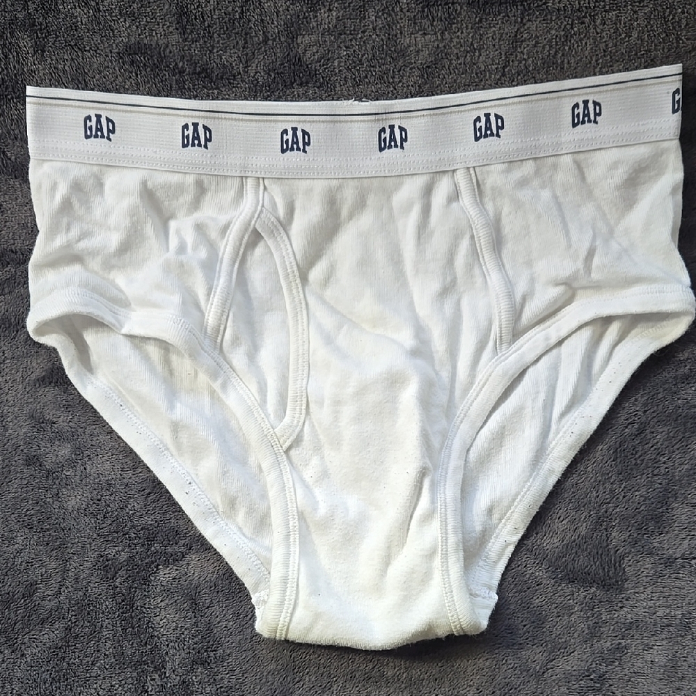 GAP White Briefs with Contoured Pouch and Soft Stretch Fabric